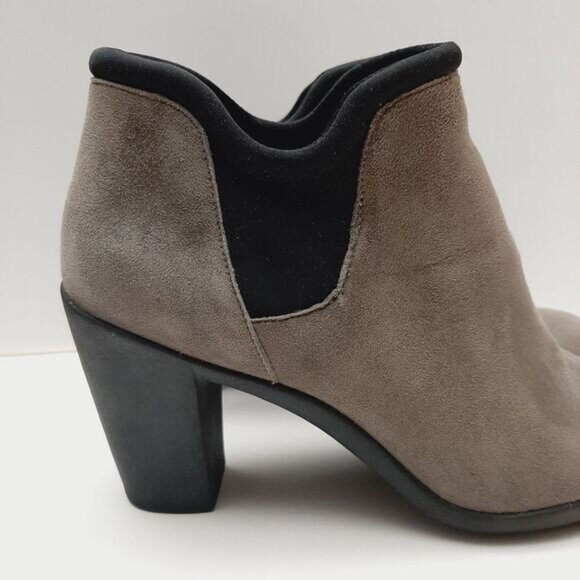 CLARKS Slip-on Ankle Boots Rubber Soles High Heel Grey & Black Sz 8 - Picture 4 of 13